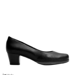 Zapato de salón tacón bajo negro